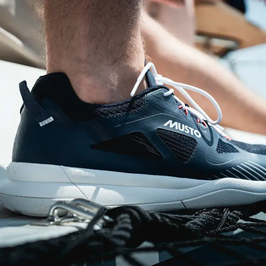 Musto DYNAMIC RACE TRAINER - jadralni športni copati